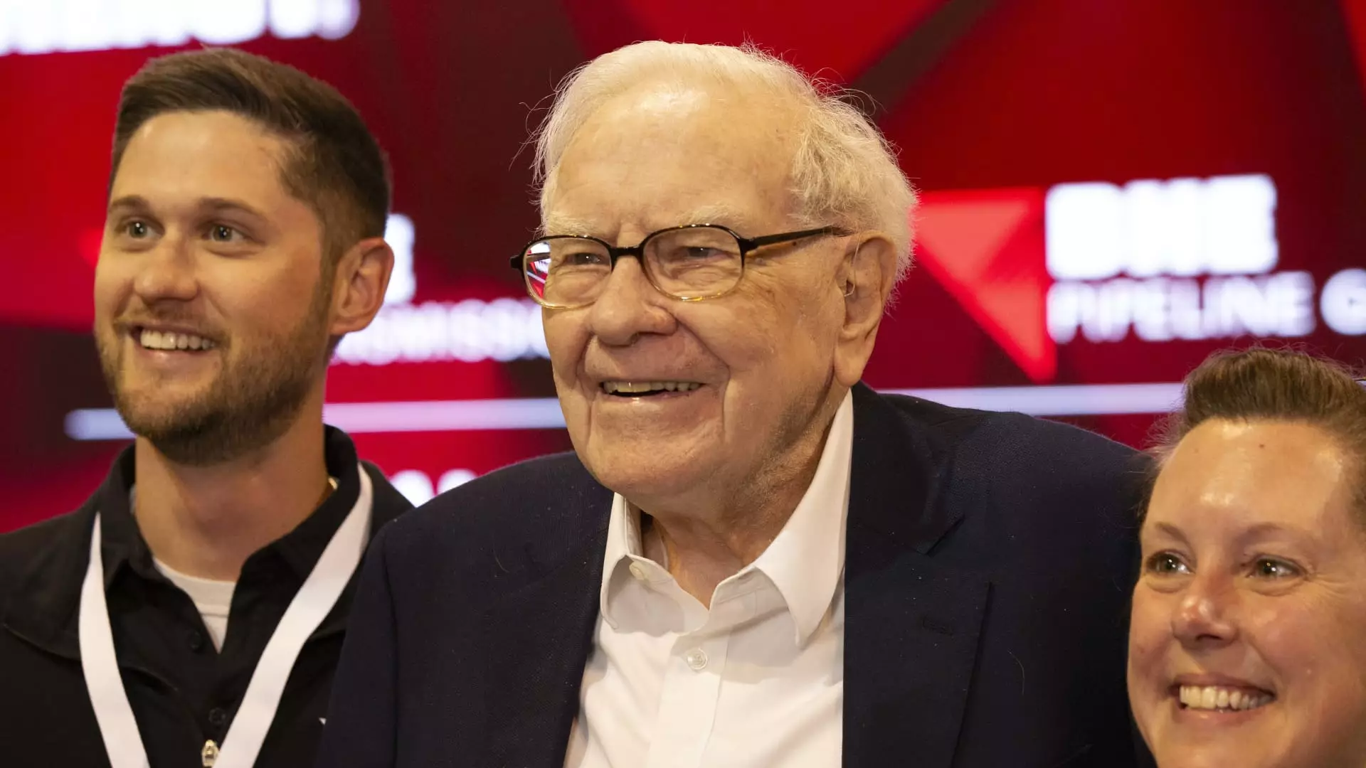 Warren Buffett’s Strategic Maneuvering in SiriusXM: A Deep Dive