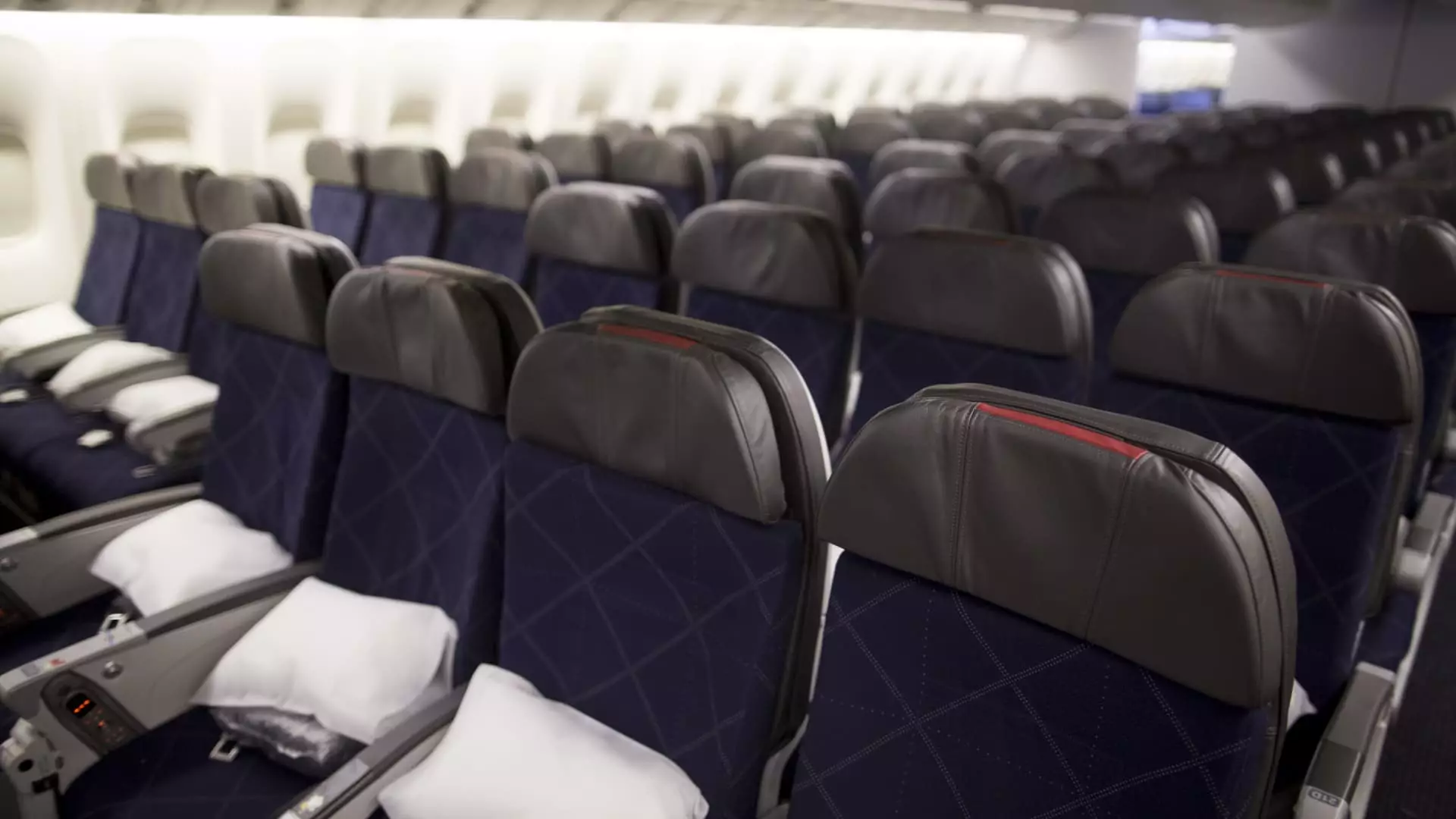 The Great Airline Fee Debate: A Senate Spotlight on Seating Charges