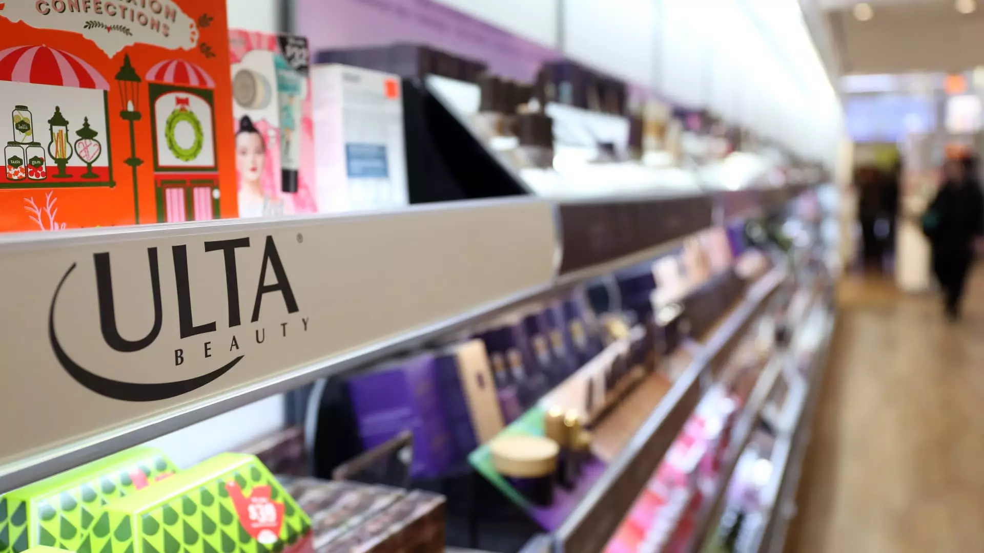 Ulta Beauty’s Resilient Quarter: Navigating Challenges in a Competitive Landscape