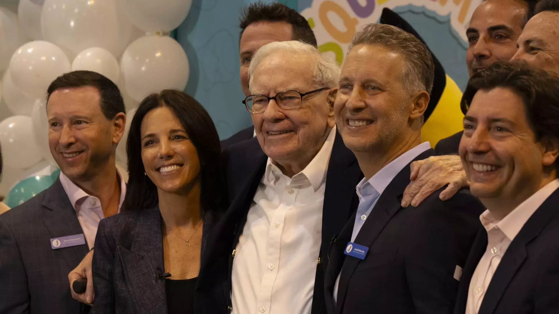 Buffett’s Bold Move: An Analysis of Berkshire Hathaway’s Investment in Sirius XM