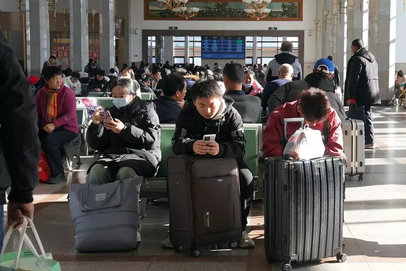 The Spirit of Reunion Amidst Economic Challenges: The Lunar New Year Travel Surge in China