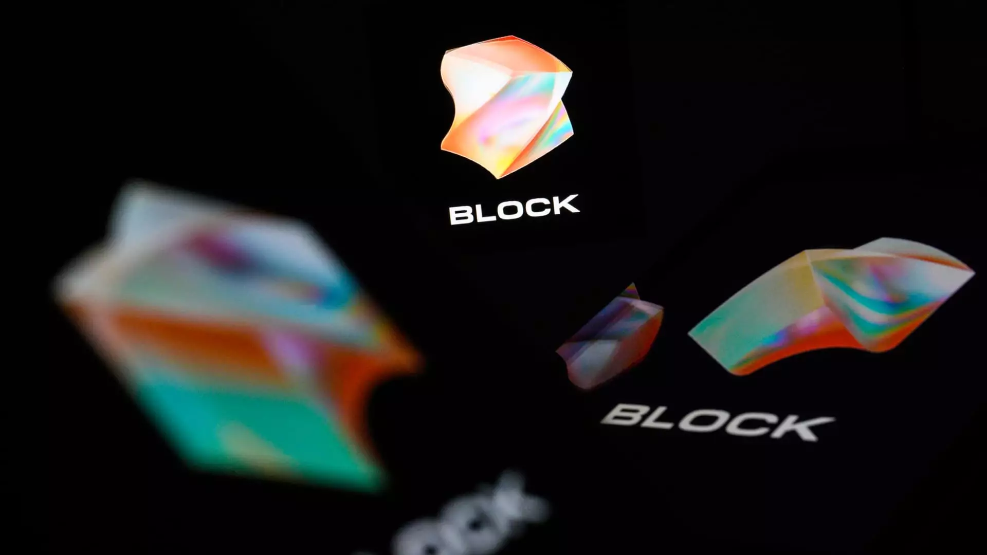 The Troubling 30% Decline: Block’s Daring Expansion into Lending Amid Chaos