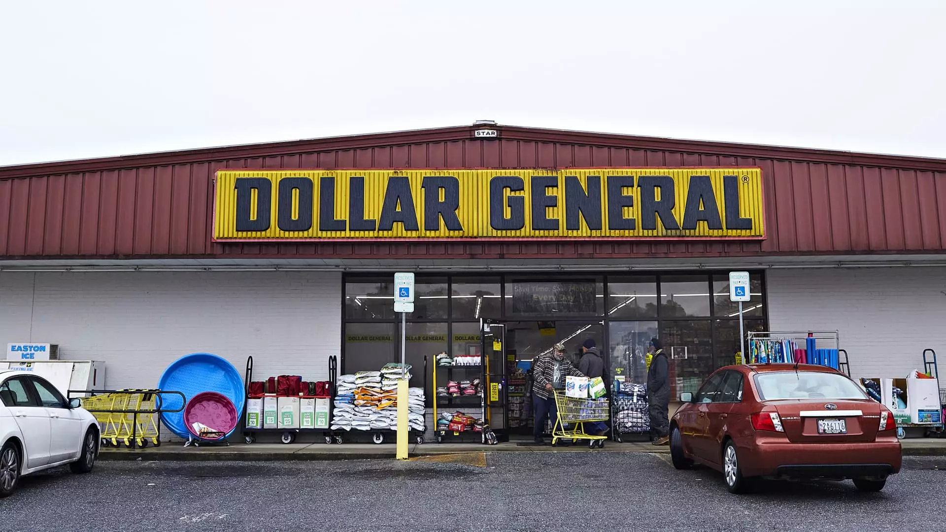Dollar General: 36% Surge Amid Economic Turmoil Raises Questions About Its Future