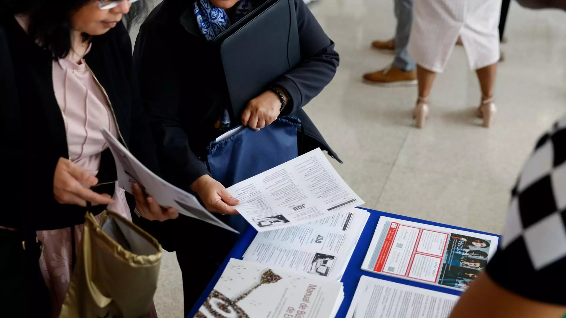 The Job Market Paradox: 5 Key Insights for Today’s Struggling Job Seekers