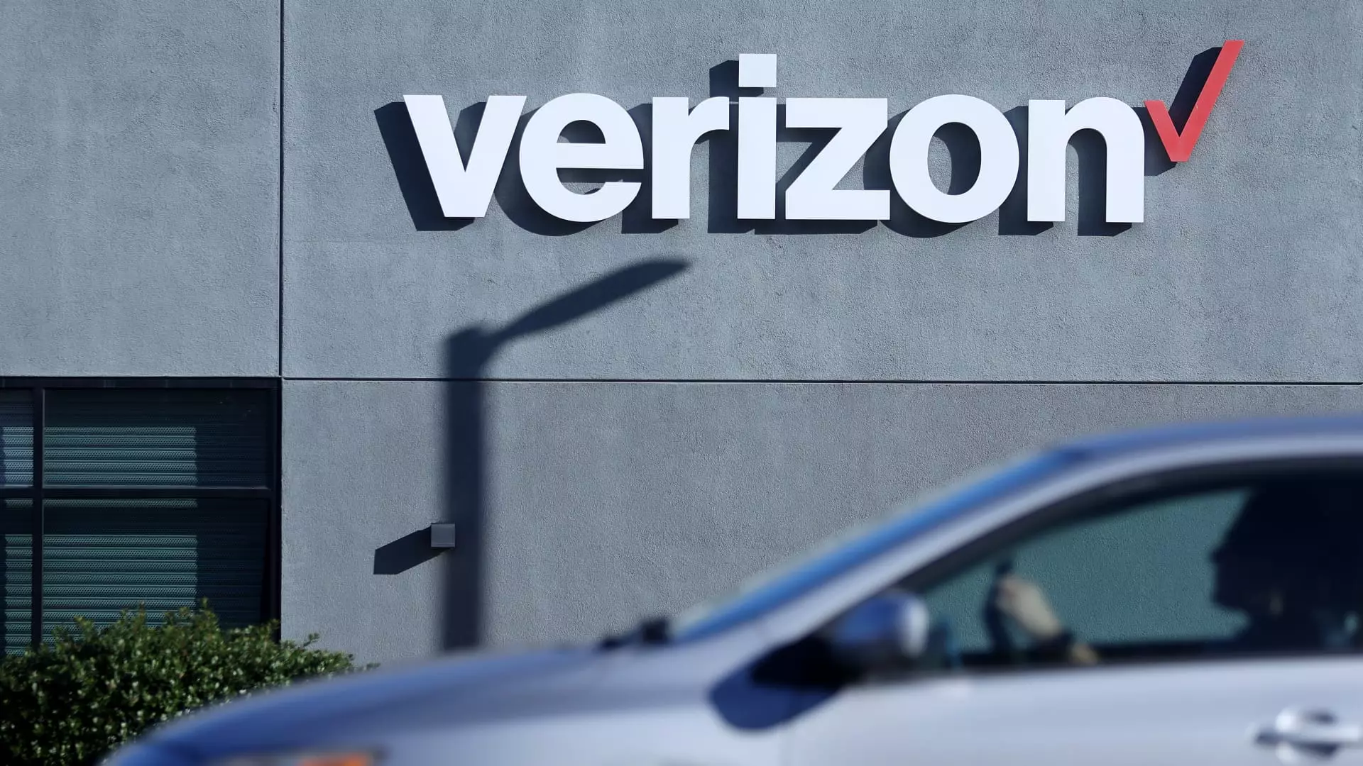 3 Dividend Giants with 14% Upside Potential Amid Market Turbulence
