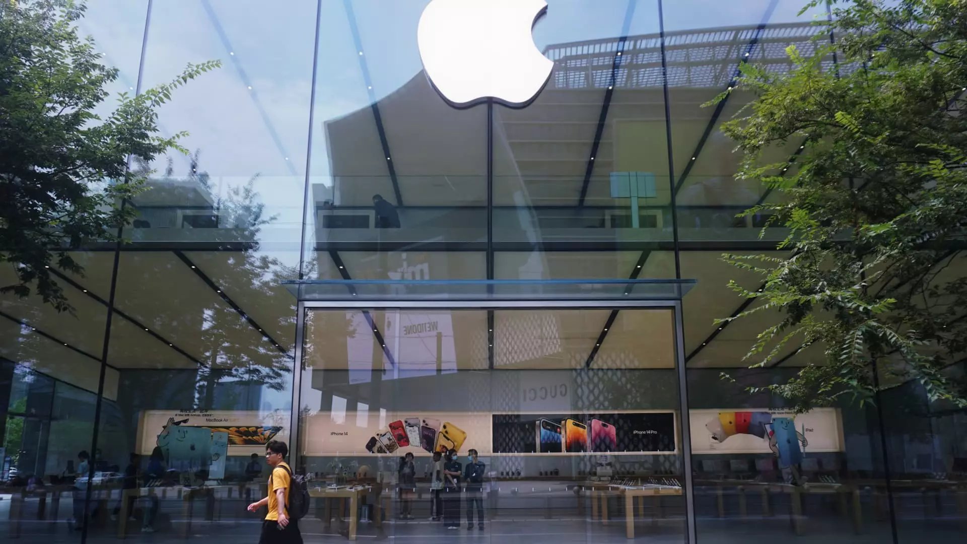 The False Promise of Foldable Apple Devices: A Critical Look at the Supply Chain Hype